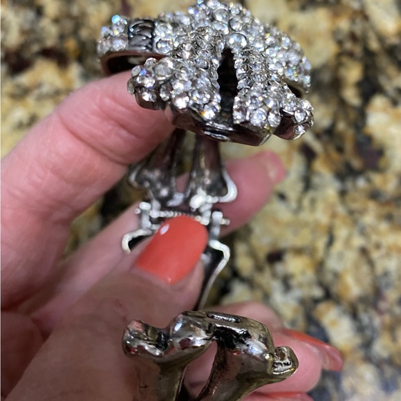 Crystal Skull Cuff Bracelet silver tone - Picture 7 of 8